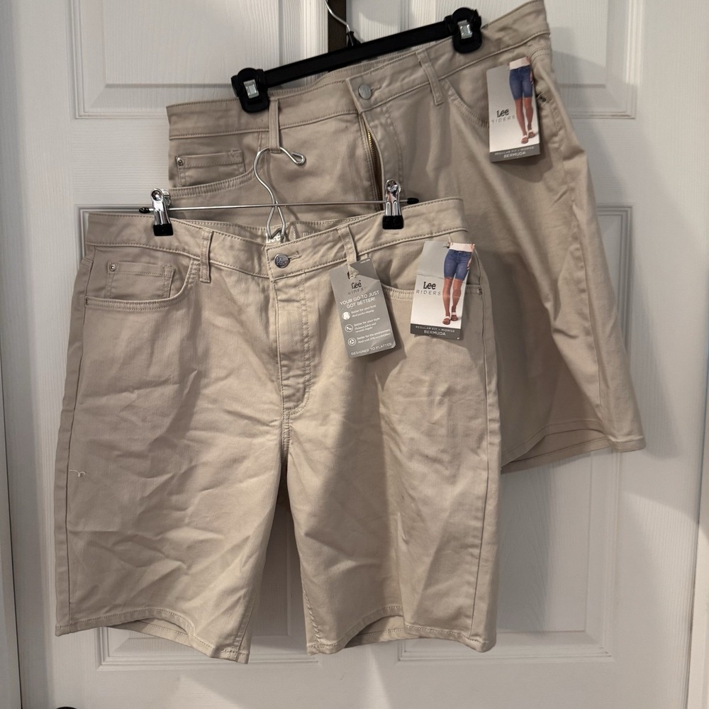 NEW 2 Pair Lee Riders Women's‎ Mid Rise Khaki Tan Bermuda Shorts